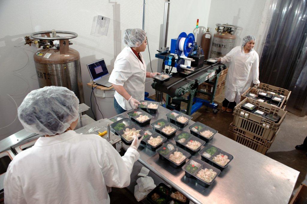 Inside the DiettoGo Gourmet Diet Delivery Kitchen